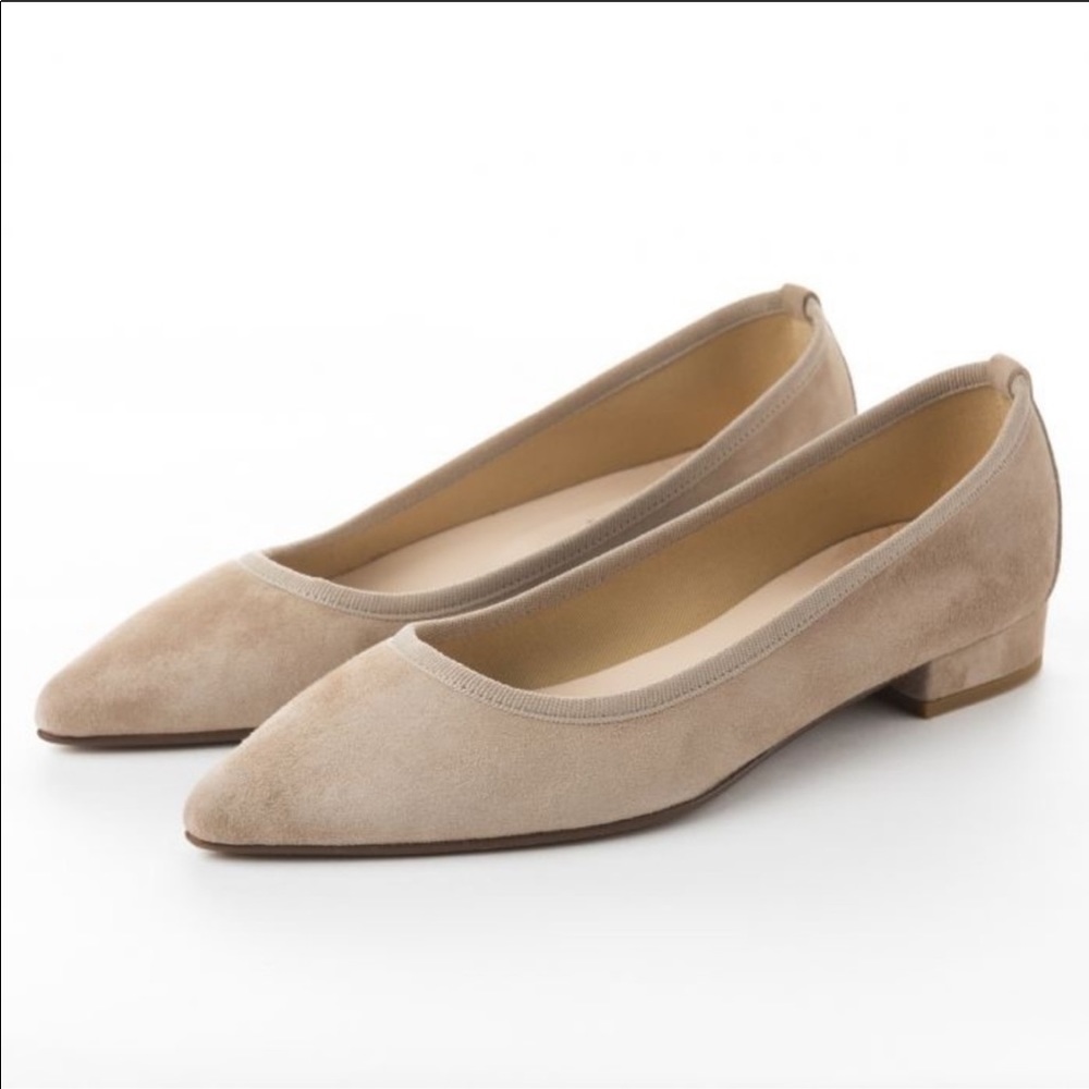 Adrienne Vittadini Falla Suede Greige Low Heels